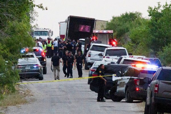 FGR abre investigación por 50 migrantes muertos en Texas