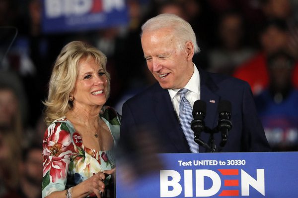 Rusia prohíbe la entrada a la esposa e hija de Joe Biden