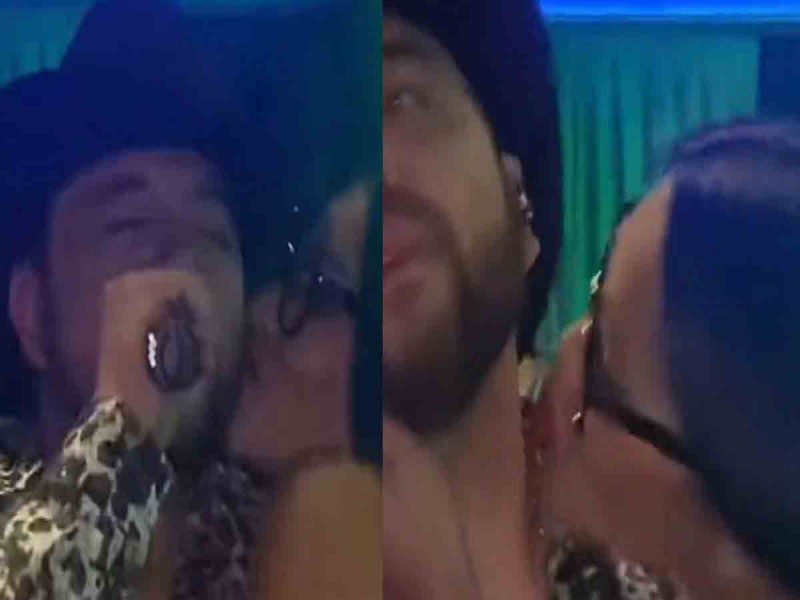 Fan acosa a Fidel Rueda en pleno concierto