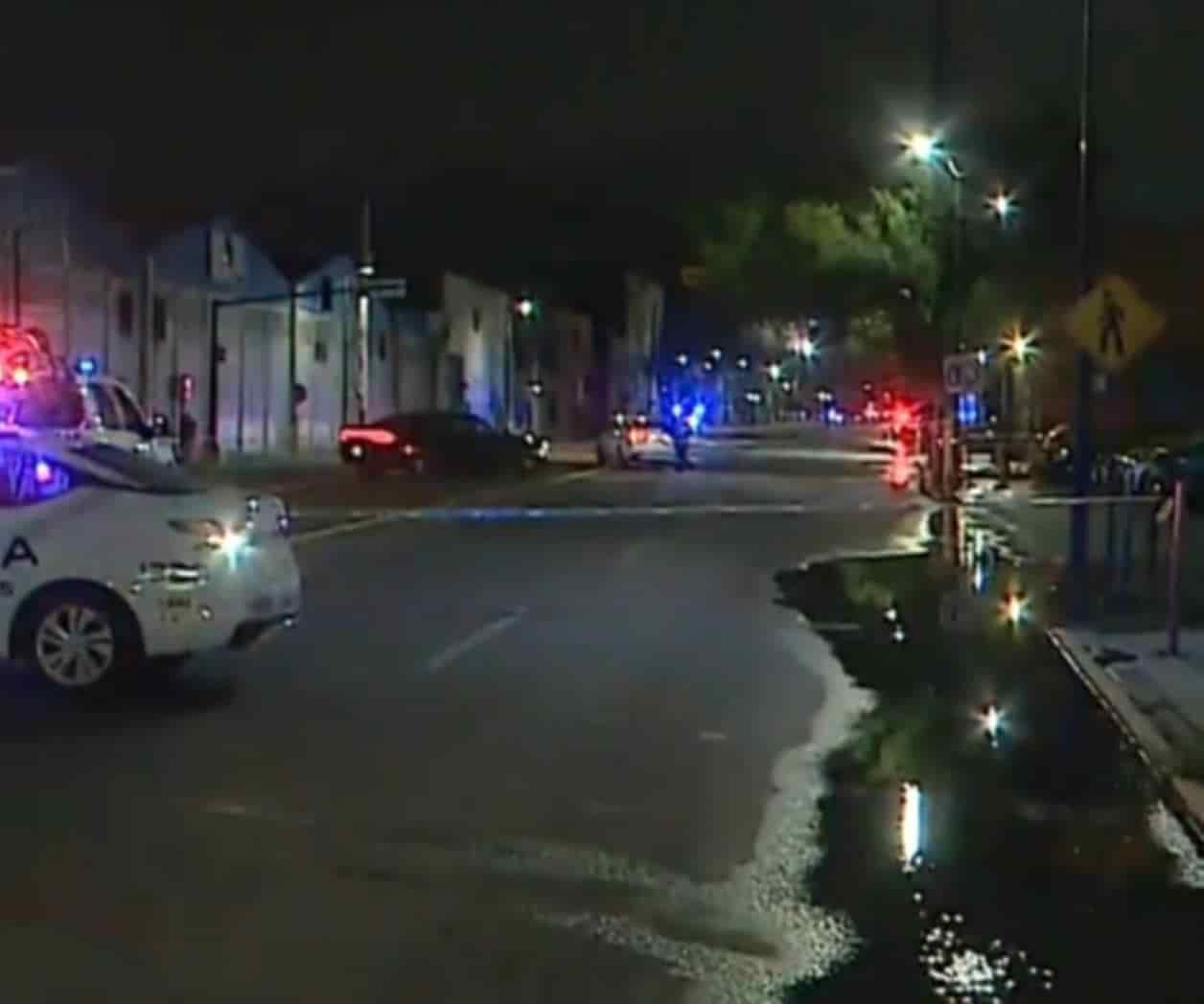 Joven muere electrocutado tras tocar un semáforo en NL