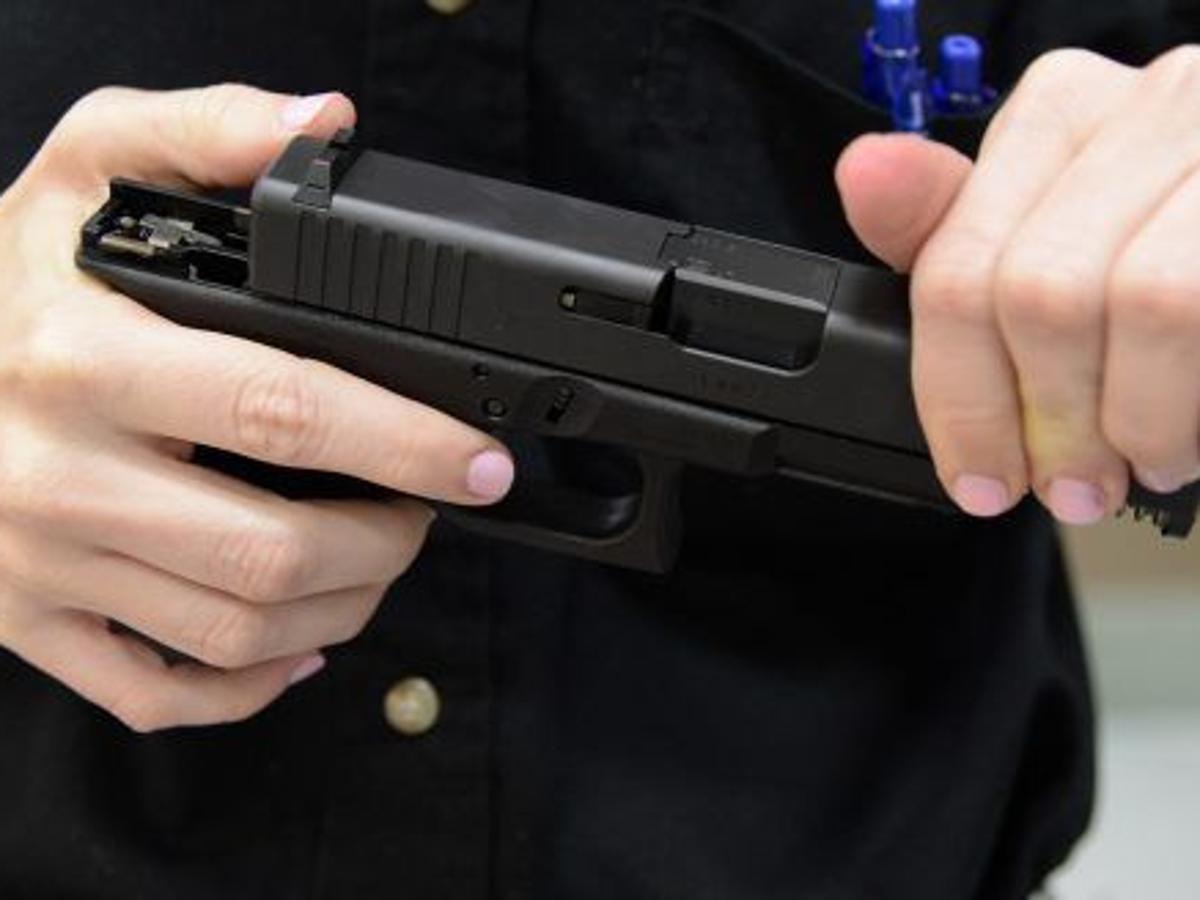 Ohio permitirá a maestros portar armas