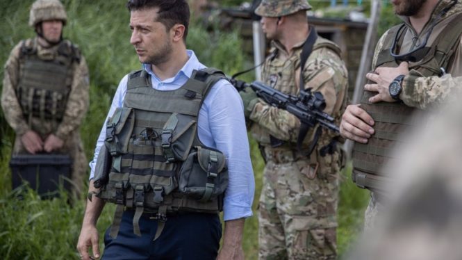 Zelenski agradece a EU el nuevo armamento