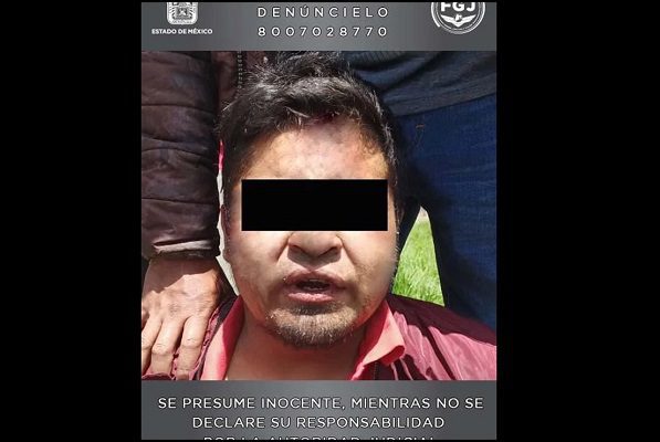 Mujer policía detiene a sujeto que momentos antes la atacó, en Toluca