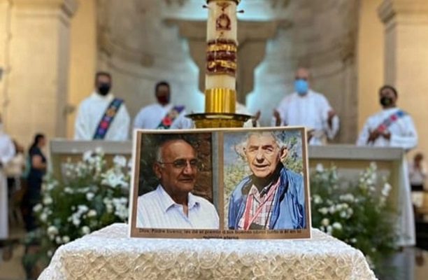 Aseguran armas y caen dos en narcocampamentos de 'El Chueco'