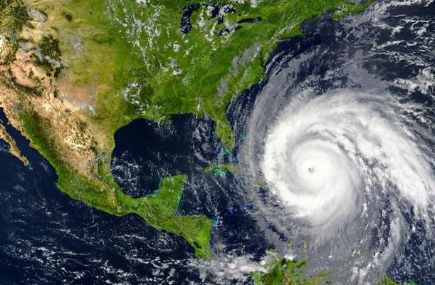 El huracán 'Bonnie' se intensifica a categoría 3 sobre el Pacífico