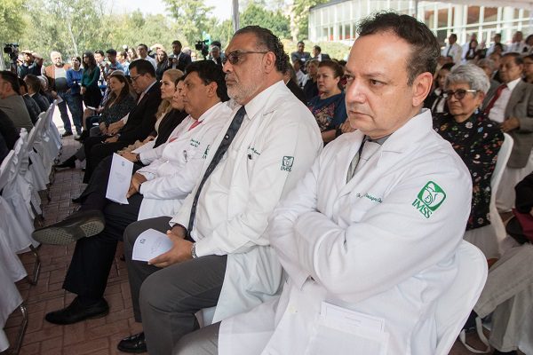 Contratado el 50% de los médicos especialistas tras convocatoria: IMSS