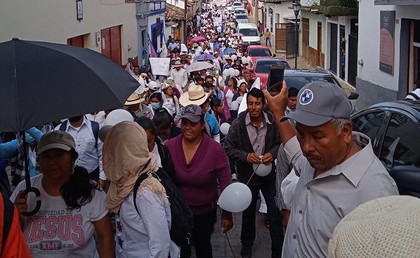 Avanza peregrinación contra la violencia convocada por Iglesia mexicana
