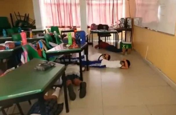 Primaria en Cuautla hace simulacros contra balaceras #VIDEOS