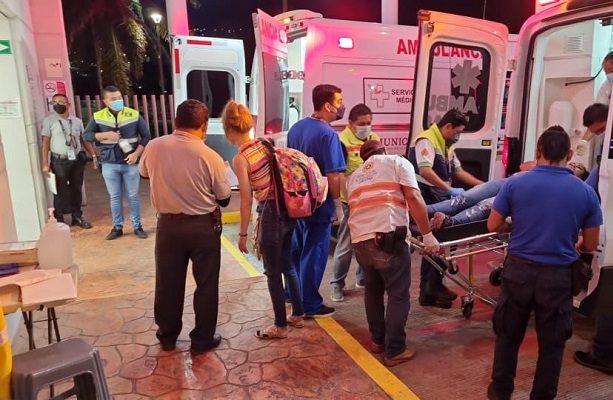 Volcadura de tráiler en Chiapas deja al menos 18 migrantes heridos