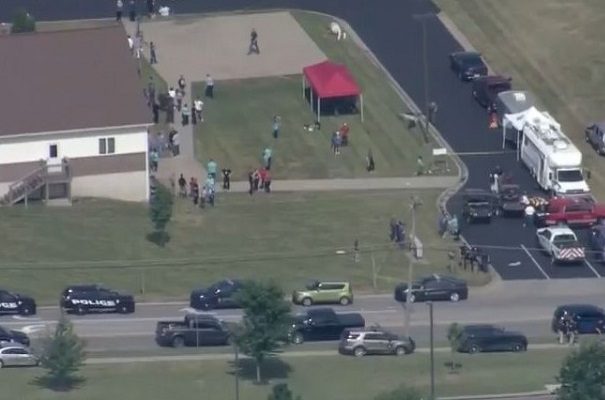 Detienen a un hombre armado en las cercanías de un hospital en Missouri