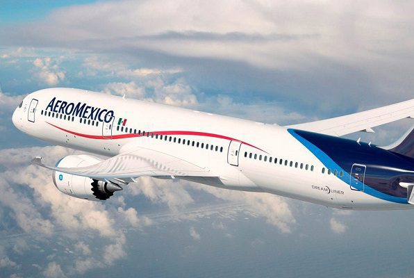 Aeroméxico abre 250 vacantes para el puesto de sobrecargo