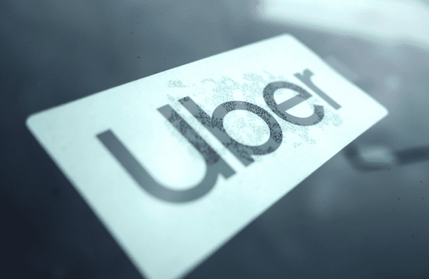 'Uber papers' revelan cómo Uber violó leyes y engañó para colarse al mundo