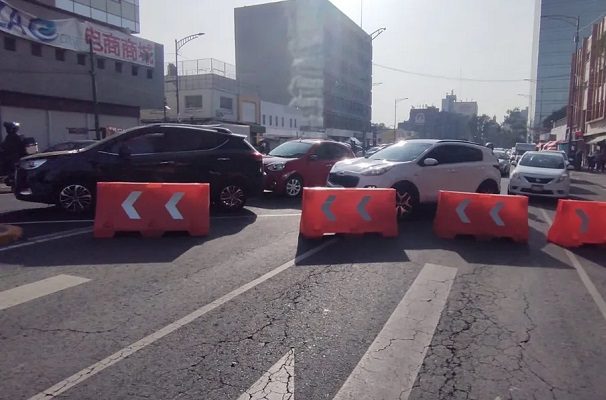 Cierran calles por paso de camiones RTP tras cierre de L1 del Metro CDMX