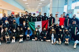 Nadadores mexicanos triunfan en Campeonato Centroamericano