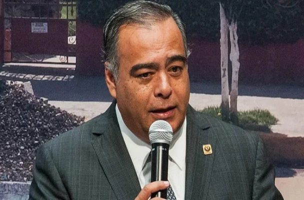 Reportan Raymundo Collins, exjefe de la Policía de CDMX prófugo, fue visto en Washington