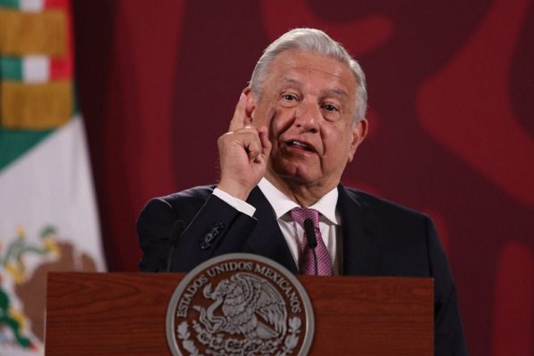 AMLO anuncia que EE.UU. aceptó aumentar “considerablemente” visas de trabajo temporales