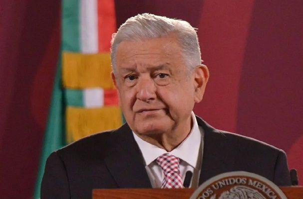 AMLO se pronuncia contra "préstamo" de armas a estudiantes de secundaria en Guanajuato