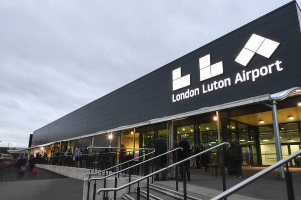 El Aeropuerto de Londres suspende sus vuelos debido a las altas temperaturas