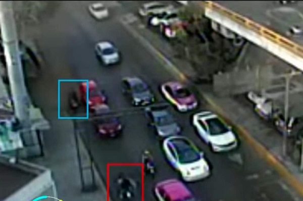 Así cayeron dos sujetos tras robar más de 2 mdp a custodios en CDMX #VIDEO