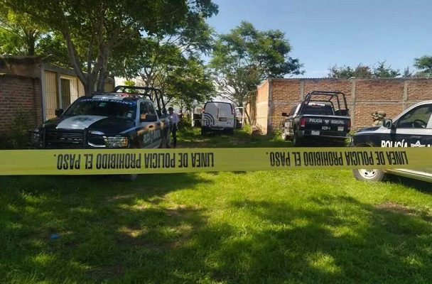 Localizan a cuatro hombres asesinados en un predio de Tlaquepaque