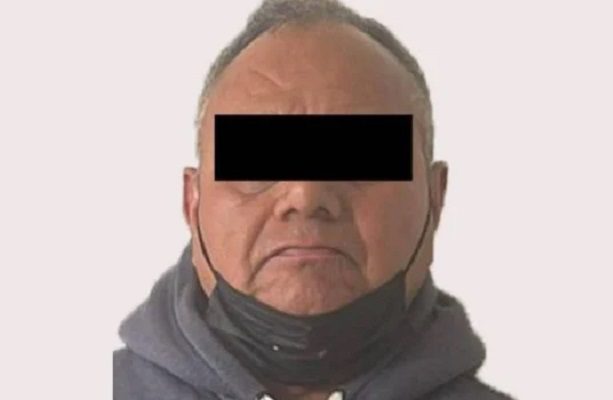 A proceso policía por matar a perro a machetazos en Valle de Chalco