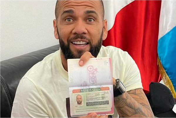 Dani Alves recibe su visa de trabajo y está listo para su debut con los Pumas