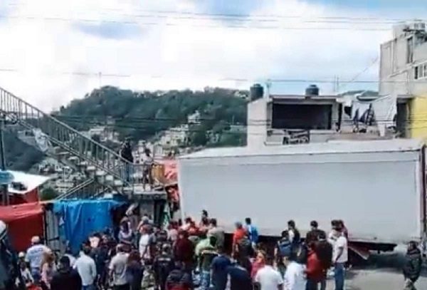 Reportan muertos y heridos tras accidente vial en la Naucalpan-Toluca #VIDEOS