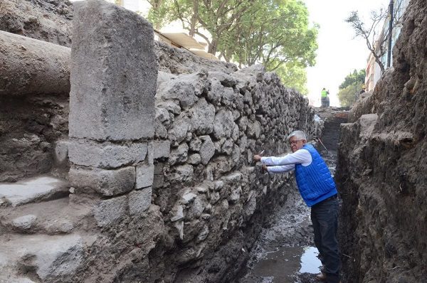 INAH reporta localización de muro novohispano bien preservado en La Lagunilla