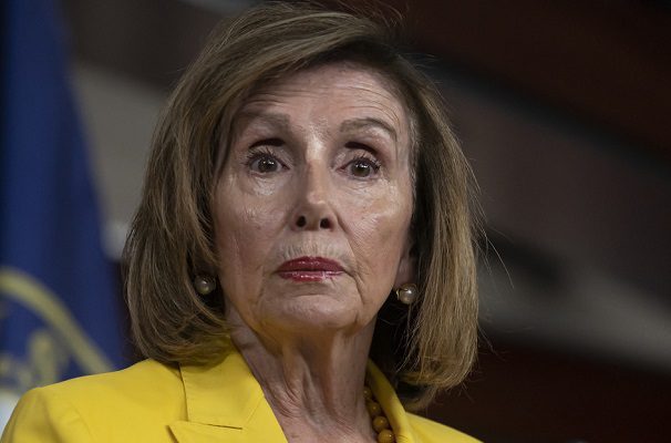 China advierte una "fuerte respuesta" contra EEUU si Nancy Pelosi visita Taiwán