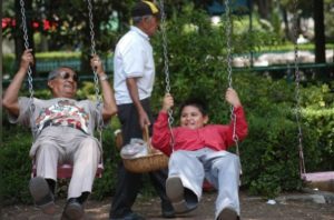 El Día del abuelo en México y sus distintas fechas a través del mundo