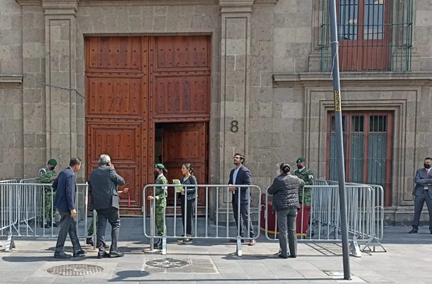 AMLO se reúne con gabinete para analizar plan de “pobreza franciscana”