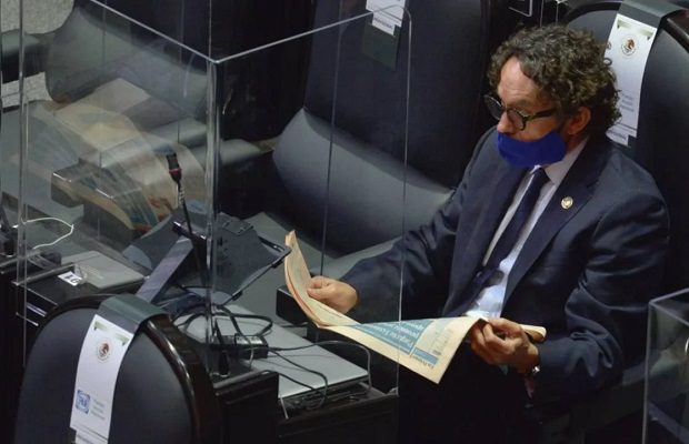 Quadri promete vender Pemex si gana la Presidencia en 2024