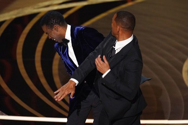 Chris Rock finalmente rompe el silencio sobre la cachetada de Will Smith en los Oscar