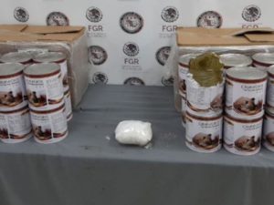 Autoridades de Nuevo León hallan droga oculta en alimento para perro