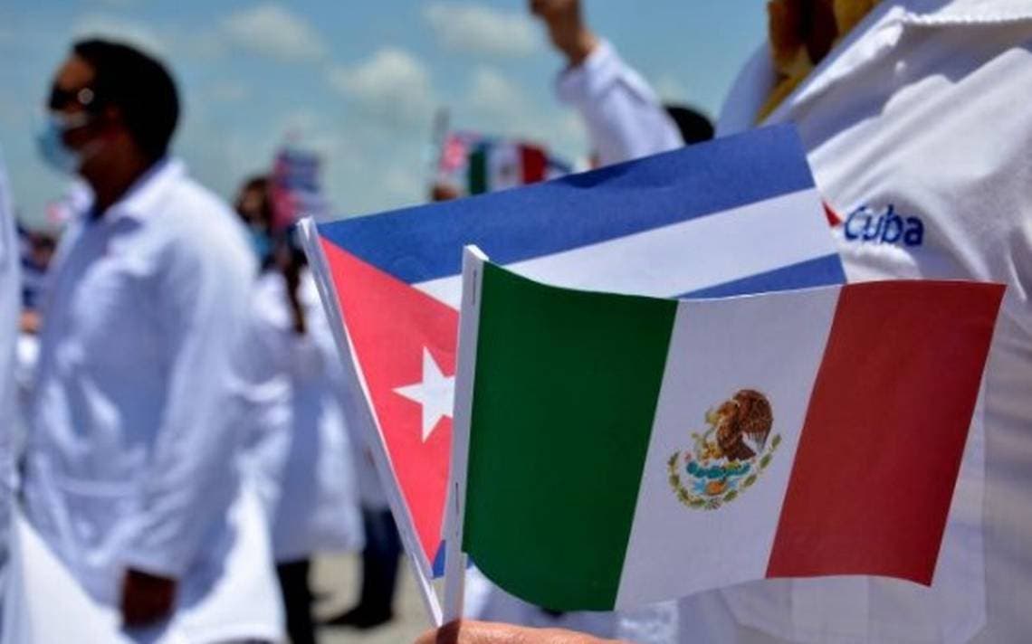 Médicos cubanos en México