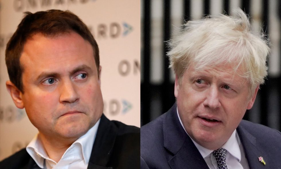 Tom Tugendhat y Boris Johnson