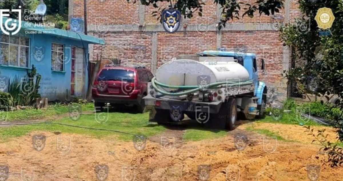 Toma clandestina de agua en Tlalpan