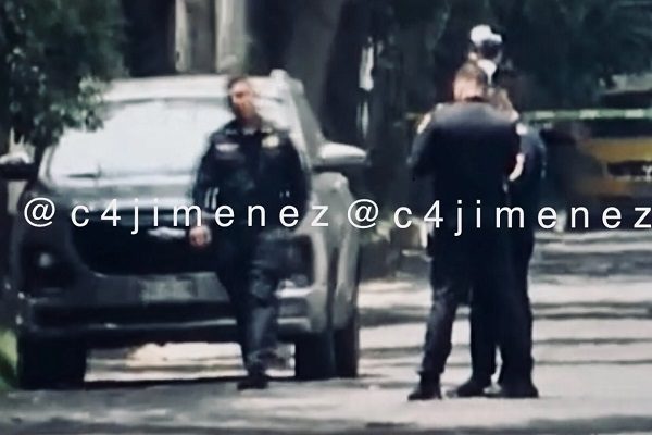 Localizan sin vida a directivo de la Universidad La Salle en un auto en la Miguel Hidalgo