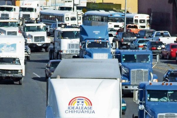 Transportistas de Edomex bloquean estas autopistas en protesta por corrupción