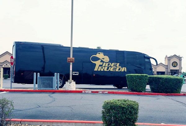 Intento robar camión del cantante grupero Fidel Rueda en la México-Puebla