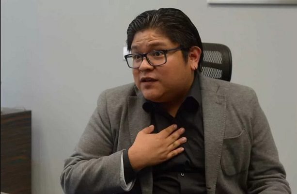 Asaltan en Coyoacán a Gibrán Ramírez, ex aspirante a dirigencia de Morena