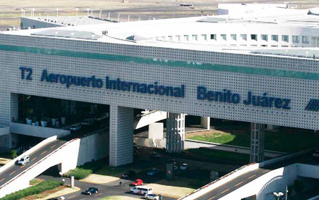 Caen dos sujetos por asaltar a usuarios del AICM