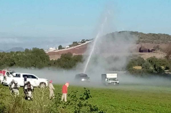 Alcanza 10 metros de altura fuga de hidrocarburo en Hidalgo #VIDEO