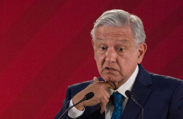 AMLO anuncia inversión de 30 mil mdp para llevar internet a zonas rurales