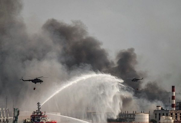Dan por controlado el grave incendio industrial en Matanzas, Cuba