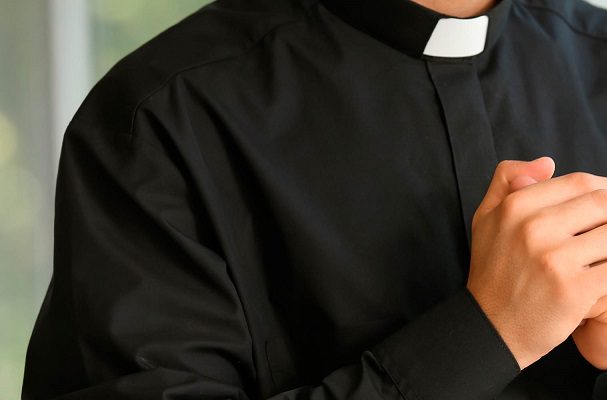 ¡Sin temor a Dios! Roban 80 mil pesos a sacerdote en su iglesia en NL