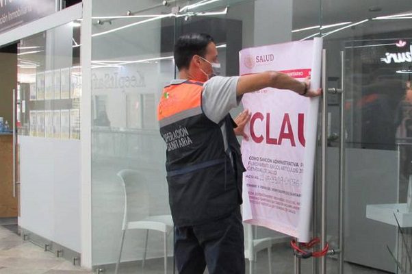 La Cofepris clausura 3 clínicas clandestinas de cirugía estética en el Valle de México
