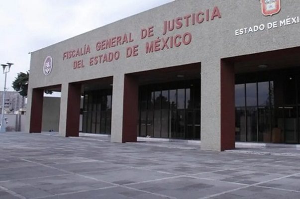 Caen seis mujeres tras cateos en Chalco donde se aseguraron 230 litros de combustible