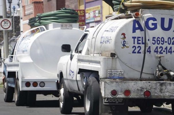 Ante cortes de agua en CDMX, te decimos cómo solicitar una pipa