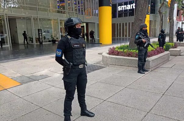 Catean call center en CDMX relacionado con extorsiones de préstamos por app